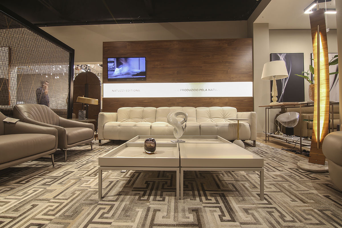 Revenda exclusiva <br/>Natuzzi Editions e Re-vive